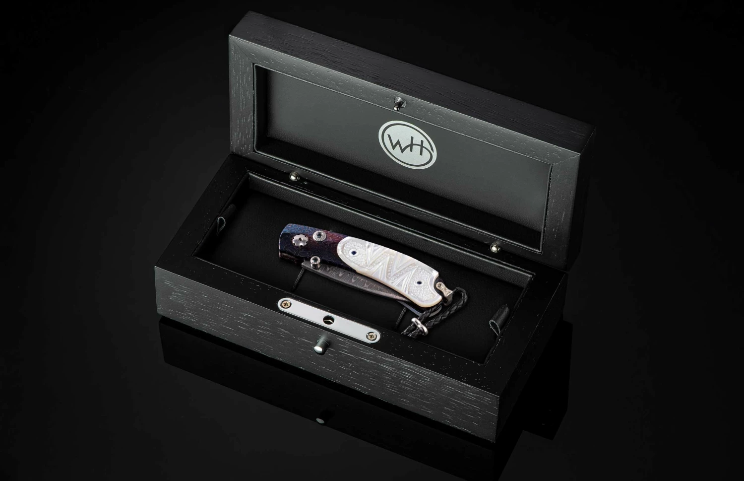 White Wave Folding Knife Featuring Carved Mother Of Pearl, And 'wave' Damascus Blade 7 White Wave Folding Knife Featuring Carved Mother Of Pearl, And 'wave' Damascus Blade - Image 5