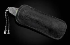 Black Dragon Hand-forged Damascus Pocketknife With Maki-e On Black Lip Pearl -KNIFECOMMAND Sales b12 black dragon 4