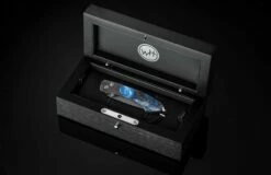 Blue Fusion Pocketknife Featuring Etched Damascus, Fossil Mammoth Tusk, And Damascus Blade -KNIFECOMMAND Sales b12 blue fusion 5