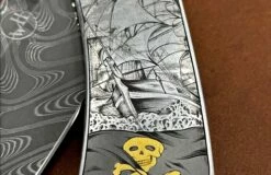 Pirate Captain Hand-engraved Pocketknife With 24K Gold Inlays And Damascus Blade -KNIFECOMMAND Sales b12 pirate captain 6