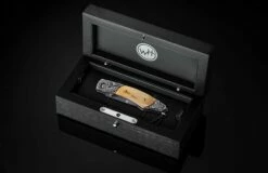 Royal Crest Pocketknife With Carved Sterling Silver And Fossil Mammoth Ivory Bark -KNIFECOMMAND Sales b12 royal crest 5